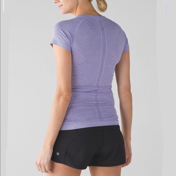 Lulu ‘Swiftly Tech SS Crew’ in Heathered Lilac - Picture 6 of 10